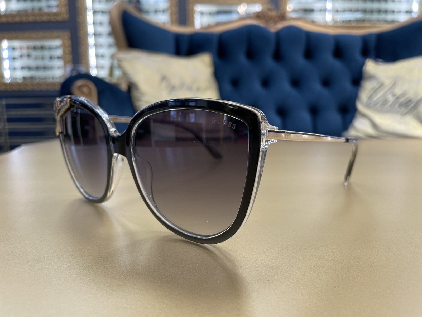 GUESS eyewear